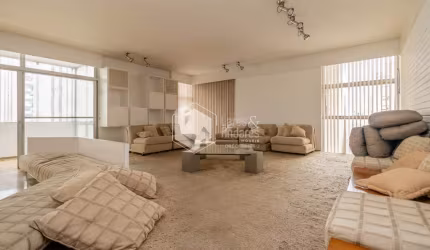 Apartamento tipo para venda com 3 quartos, sendo 1 suíte, 228m²