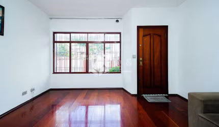 Casa tipo para venda com 5 quartos, sendo 1 suíte, 247m²