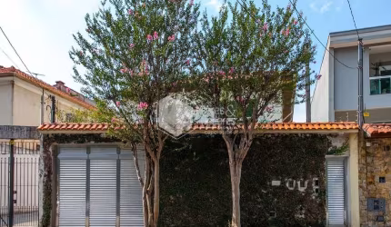 Casa tipo para venda com 4 quartos, 188m²