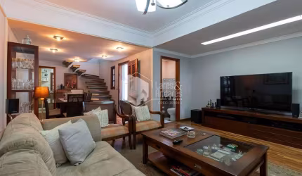 Sobrado para venda com 3 quartos, sendo 3 suítes, 129m²