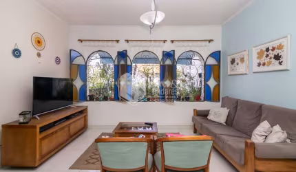 Sobrado para venda com 3 quartos, sendo 1 suíte, 153m²