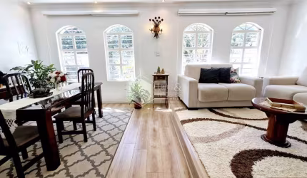Casa tipo para venda com 3 quartos, sendo 2 suítes, 136m²
