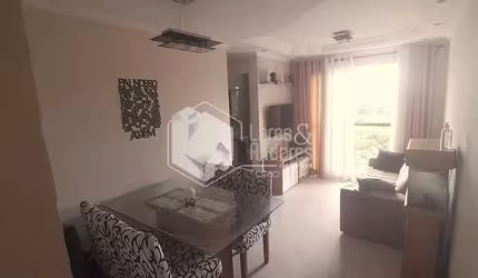 APARTAMENTO À VENDA COM 52 M², 2 DORMS, COM SACADA, 2 VGS DEMARCADAS E ÁREA DE LAZER - CONJUNTO RES