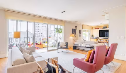 Apartamento tipo para venda com 3 quartos, sendo 3 suítes, 210m²