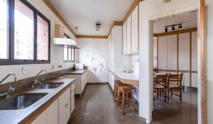 Apartamento tipo para venda com 3 quartos, sendo 3 suítes, 325m²