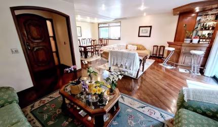 Apartamento tipo para venda com 4 quartos, sendo 2 suítes, 203m²