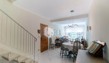 Sobrado para venda com 3 quartos, sendo 1 suíte, 150m²