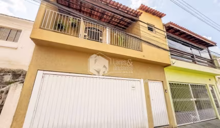 Casa de vila para venda com 3 quartos, sendo 1 suíte, 224m²