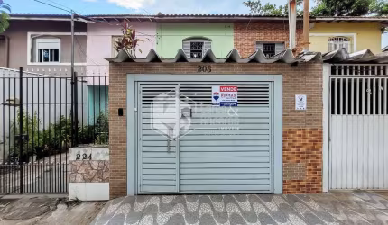 Casa tipo para venda com 2 quartos, 81m²