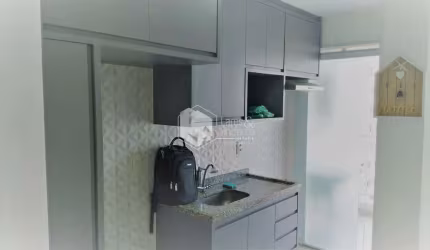 APTO À VENDA E OU LOCAÇÃO, 2 DORM, 1 SUÍTE, COM COZINHA PLANEJADA, SEMI MOBILIADA, 1 VAGA, BOX NOS
