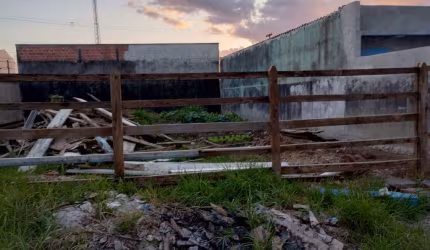 EXCELENTE TERRENO