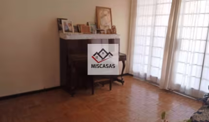 Casa Térrea para Venda em Belo Horizonte, Ipiranga, 3 dormitórios, 1 suíte, 2 banheiros, 5 vagas