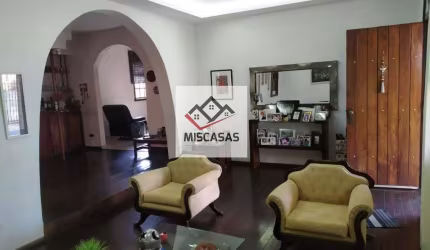 Casa Duplex para Venda em Belo Horizonte, Colégio Batista, 4 dormitórios, 1 suíte, 4 banheiros, 4 vagas