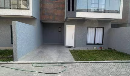 Sobrado 3 dormitórios à venda, 123 m²- Uberaba - Curitiba/PR