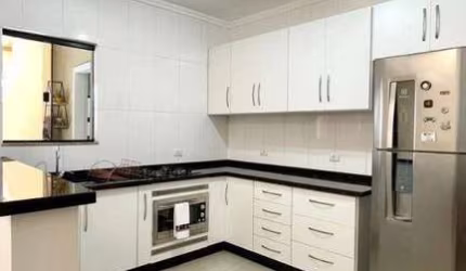 Sobrado à venda, 197 m² por R$ 874.990,00 - Tingui - Curitiba/PR