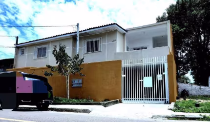 Sobrado com 3 dormitórios à venda, 190 m² - Lindóia - Curitiba/PR