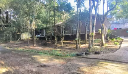 Casa com 3 dormitórios à venda, 300 m² por R$ 900.000 - Cascatinha - Curitiba/PR