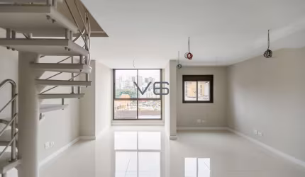 Cobertura com  2 quartos, 140m² privativos, 3 vagas de garagem, no Água Verde, Curitiba - PR.
