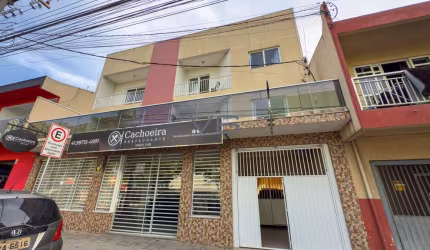 Loja Ponto Comercial com 450 m² privativos, 6 dormitórios, 7 vagas de garagem, no Iguaçu, Araucária - PR.