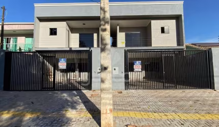 Sobrado no Jardim Três Bandeiras com 03 Dormitórios sendo 01 Suíte com Closet