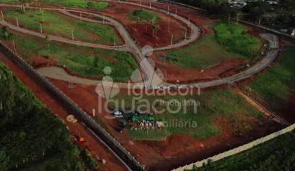 Terreno com área entre 500m  a 1.033,46m  no Infinitus Residence   Club com vista pro Rio Paraná