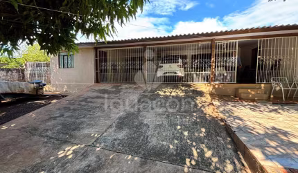 Casa com 03 Dormitórios sendo 01 Suíte na Vila C Nova próximo a Itaipu Binacional