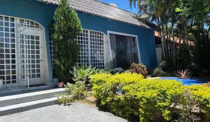 Casa com 03 Dormitórios sendo 01 Suite e Espaço Gourmet com Churrasqueira na Vila Yolanda