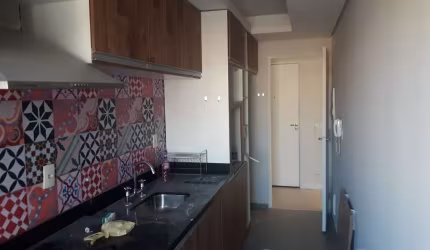 Vendo Apartamento com 3 quartos, sendo 1 suíte, cozinha planejada, lavanderia e 1 vaga, em Santo André/SP