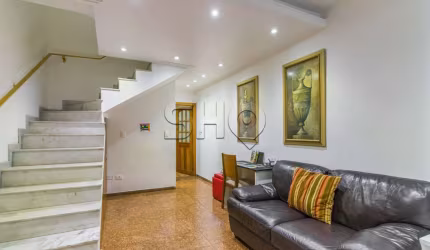 Casa em condomínio fechado com 3 quartos à venda na Rua George Chahestian, 170, Vila Basileia, São Paulo por R$ 695.000