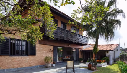 Casa com 3 quartos à venda na Rua Flávio Queirós Morais, 112, Pacaembu, São Paulo por R$ 3.500.000
