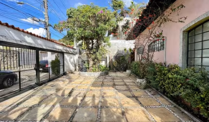 Casa com 4 quartos à venda na Rua Tefé, 234, Pacaembu, São Paulo por R$ 2.350.000