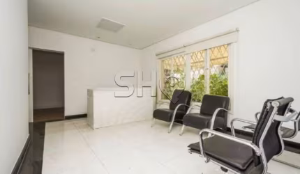 Casa comercial com 12 salas à venda na Rua Itamarati, 67, Pacaembu, São Paulo por R$ 2.500.000