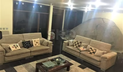 Casa em condomínio fechado com 5 quartos à venda na Rua Filipe de Vitry, 228, Vila Irmãos Arnoni, São Paulo por R$ 3.000.000