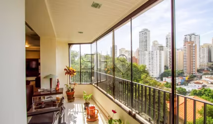 Apartamento com 4 quartos à venda na Rua Traipu, 568, Pacaembu, São Paulo por R$ 2.950.000