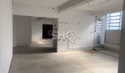 Casa comercial para alugar na Avenida Maria Coelho Aguiar, 573, Jardim São Luís, São Paulo por R$ 8.000