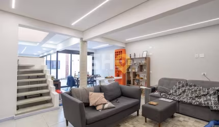 Casa com 3 quartos à venda na Rua Votupoca, 138, Vila Ipojuca, São Paulo por R$ 1.300.000
