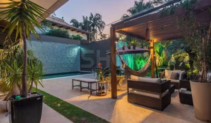 Casa com 5 quartos à venda na Rua Teodoro Ramos, 155, Pacaembu, São Paulo por R$ 7.900.000