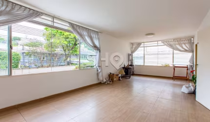Casa com 4 quartos à venda na Rua Cássio Martins Vilaça, 115, Pacaembu, São Paulo por R$ 3.500.000