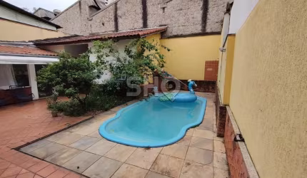 Casa com 3 quartos para alugar na Rua Barão do Bananal, 583, Pompéia, São Paulo por R$ 12.500