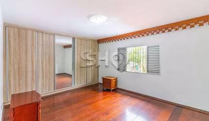 Casa com 3 quartos para alugar na Rua General Góis Monteiro, 78, Vila Anglo Brasileira, São Paulo por R$ 8.000