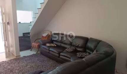 Casa com 3 quartos à venda na Alexandre Azevedo, 51, Vila Mazzei, São Paulo por R$ 570.000