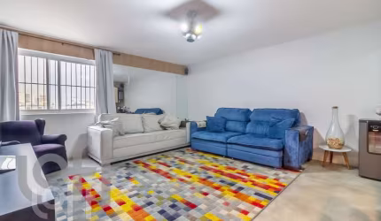 Apartamento com 3 quartos à venda na Rua Vitorino Carmilo, 484, Santa Cecília, São Paulo por R$ 800.000
