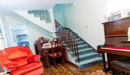 Casa com 3 quartos à venda na Rua Antônio Gomide, 160, Planalto Paulista, São Paulo por R$ 1.300.000