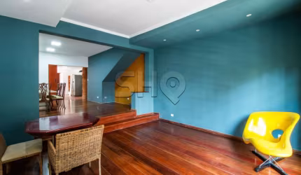 Casa com 5 quartos à venda na Rua Professora Ludovina Credídio Peixoto, 23, Vila Mariana, São Paulo por R$ 2.000.000