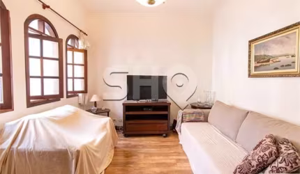 Casa em condomínio fechado com 3 quartos à venda na Rua Lisboa, 307, Cerqueira César, São Paulo por R$ 2.200.000