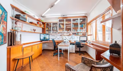 Casa com 3 quartos à venda na Avenida Piassanguaba, 1223, Planalto Paulista, São Paulo por R$ 2.950.000
