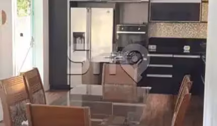 Casa em condomínio fechado com 4 quartos à venda na Rua Almirante de Inhaúma, 366, Serra da Cantareira, São Paulo por R$ 1.100.000