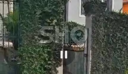 Casa com 2 quartos à venda na Rubens de Morais Jardim, 169, Caxingui, São Paulo por R$ 2.600.000