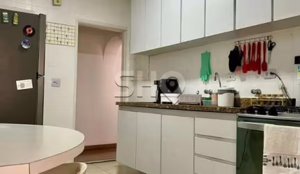 Apartamento com 3 quartos para alugar na Rua Pedroso Alvarenga, 631, Itaim Bibi, São Paulo por R$ 5.700