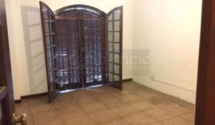 Casa com 3 quartos para alugar na Rua Saramenha, 37, Sumaré, São Paulo por R$ 4.200